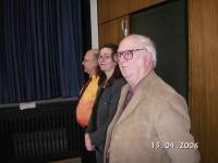 TlfE NSR Thomas Rondio, eine Vertreterin der Stadt Marburg, Erich B&ouml;hme (vlnr)